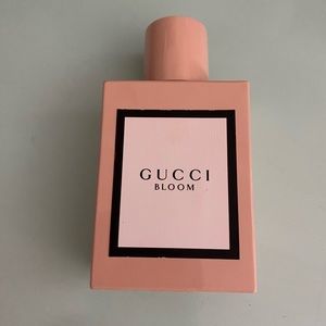Gucci Bloom Eau De Parfum EUC
